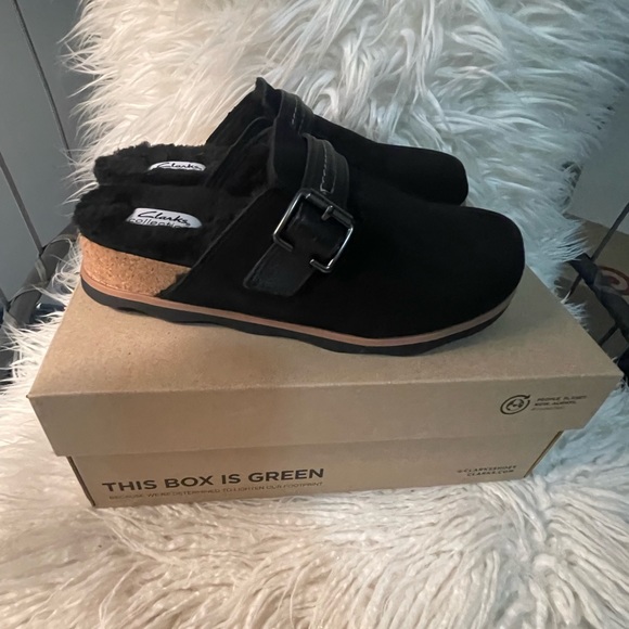 Clark’s women’s mules - Picture 1 of 8